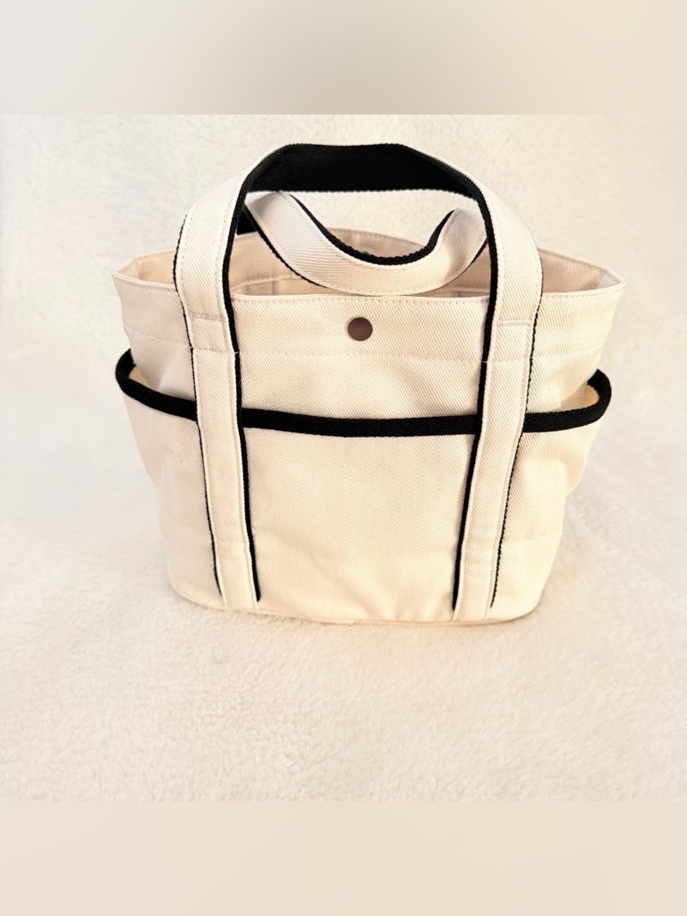 Lululemon Daily Multi-Pocket Mini Canvas Tote with Black Trim - Picture 5 of 13